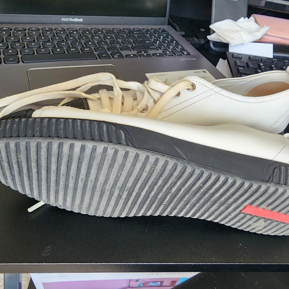 Woman Shose - Picture 2 of 3